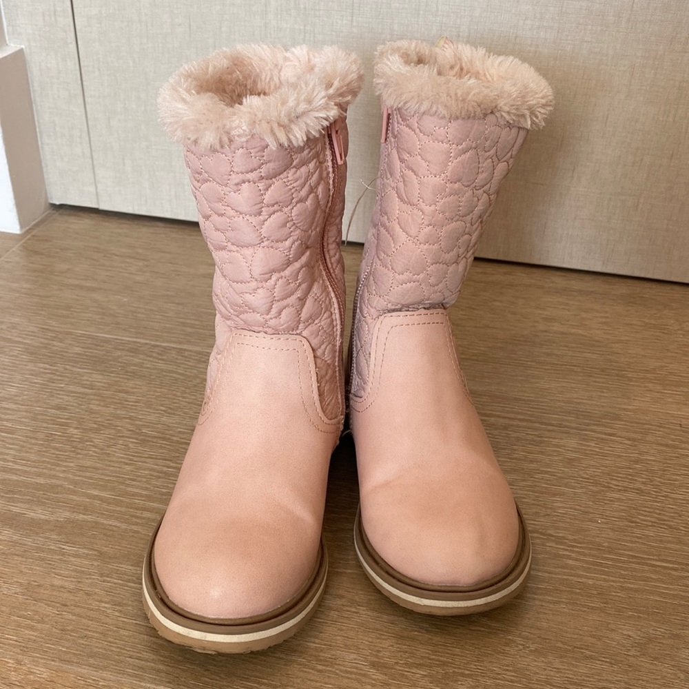 H & M pink faux fur lined boots, size 11.5